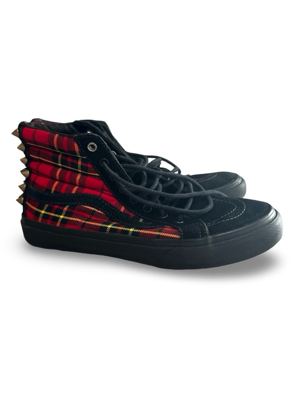Vans Slim Tartan Plaid and Suede High Top Sneakers | Black and Red | Size: 7/5.5